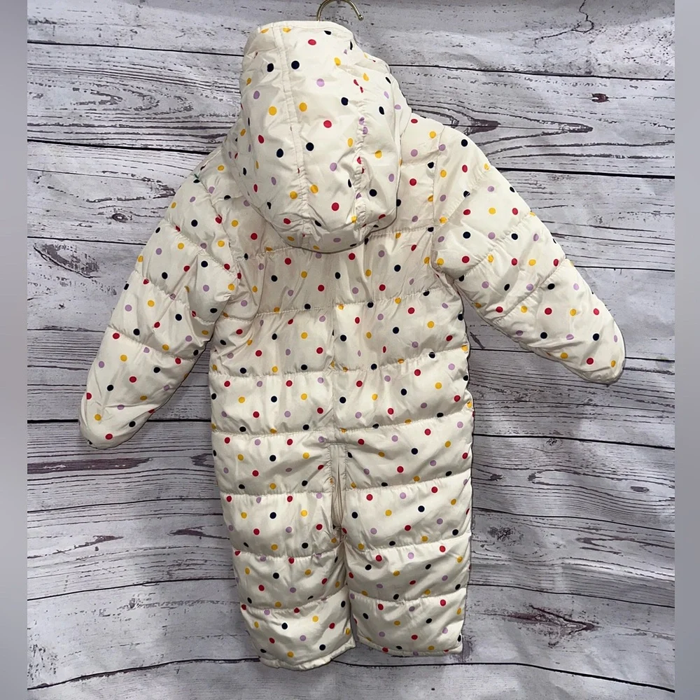 Old Navy charming snowsuit